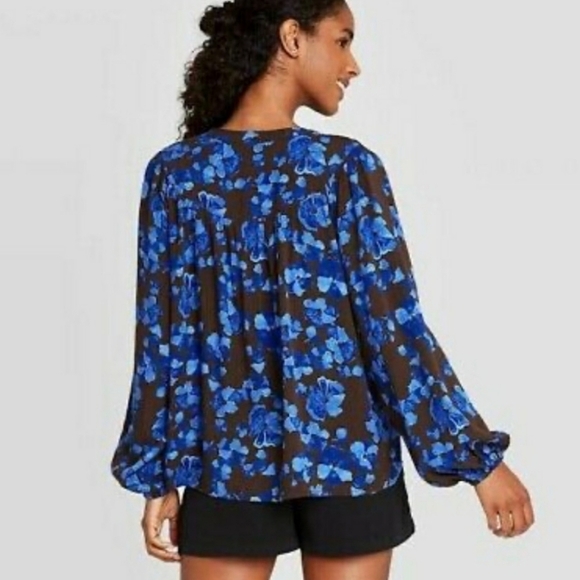 *NEW! Women’s Blue Brown Floral Long Sleeve Button Front Top Sz Small - Picture 3 of 6